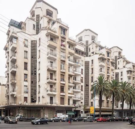 Exterior of the Immeuble Assayag, a Marius Boyer Art Deco building in central Casablanca